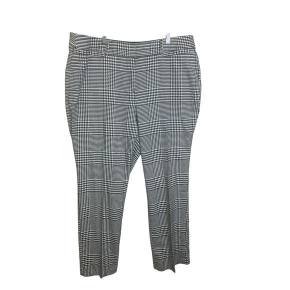 Lane Bryant Pants - Lane Bryant Houndstooth Dress Pants Career Black White size 16